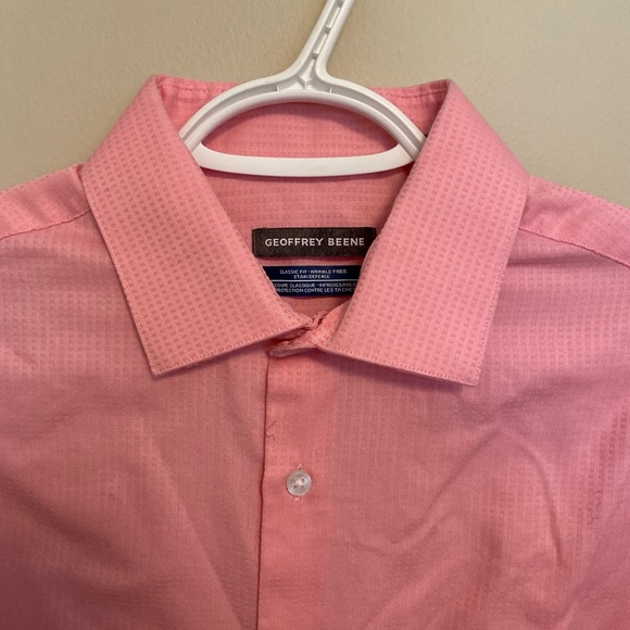 Geoffrey Beene Dress Shirt - Picture 2 of 2